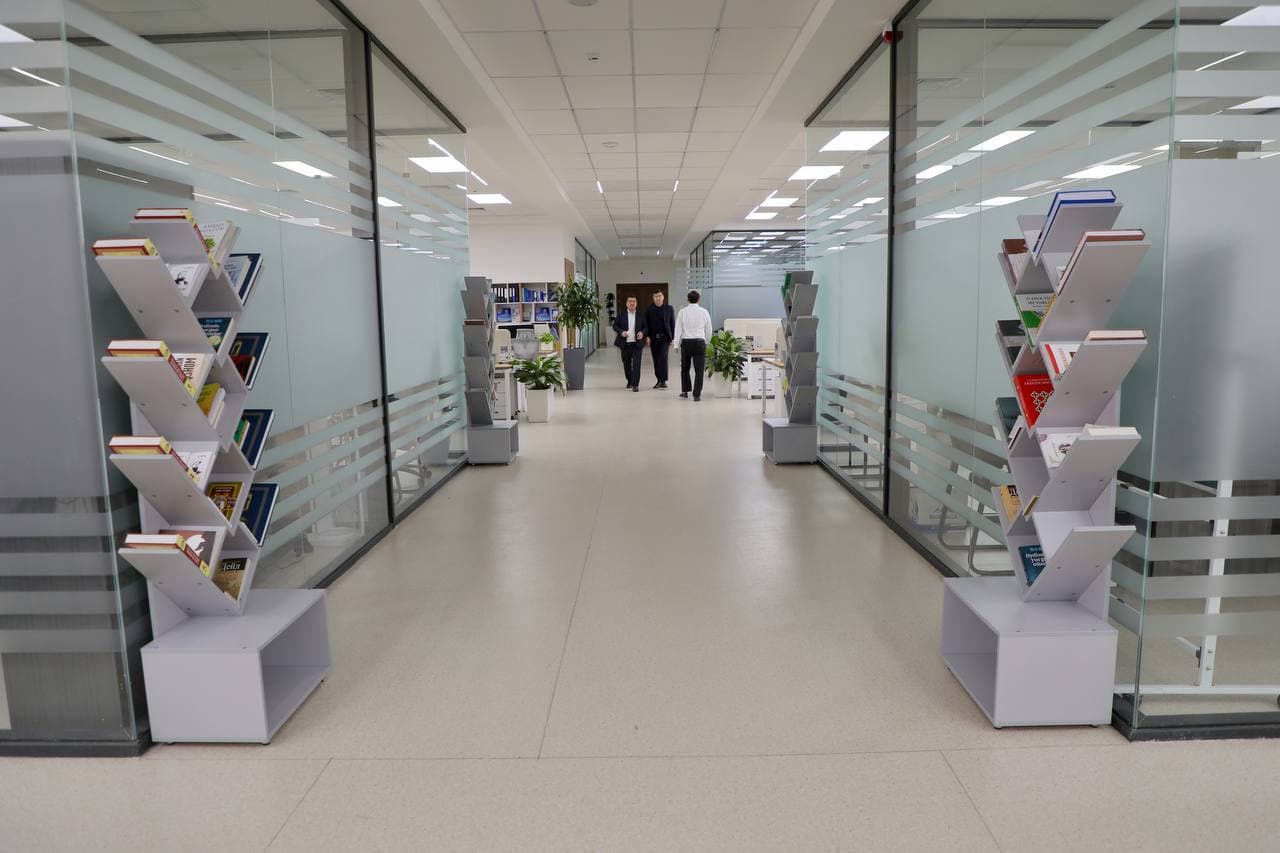 “Yoshlar kuni” doirasida kitob mutolaasi bo‘yicha davra suhbati bo‘lib o‘tdi