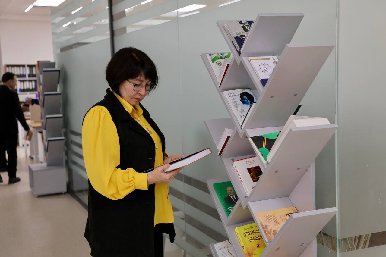 “Yoshlar kuni” doirasida kitob mutolaasi bo‘yicha davra suhbati bo‘lib o‘tdi