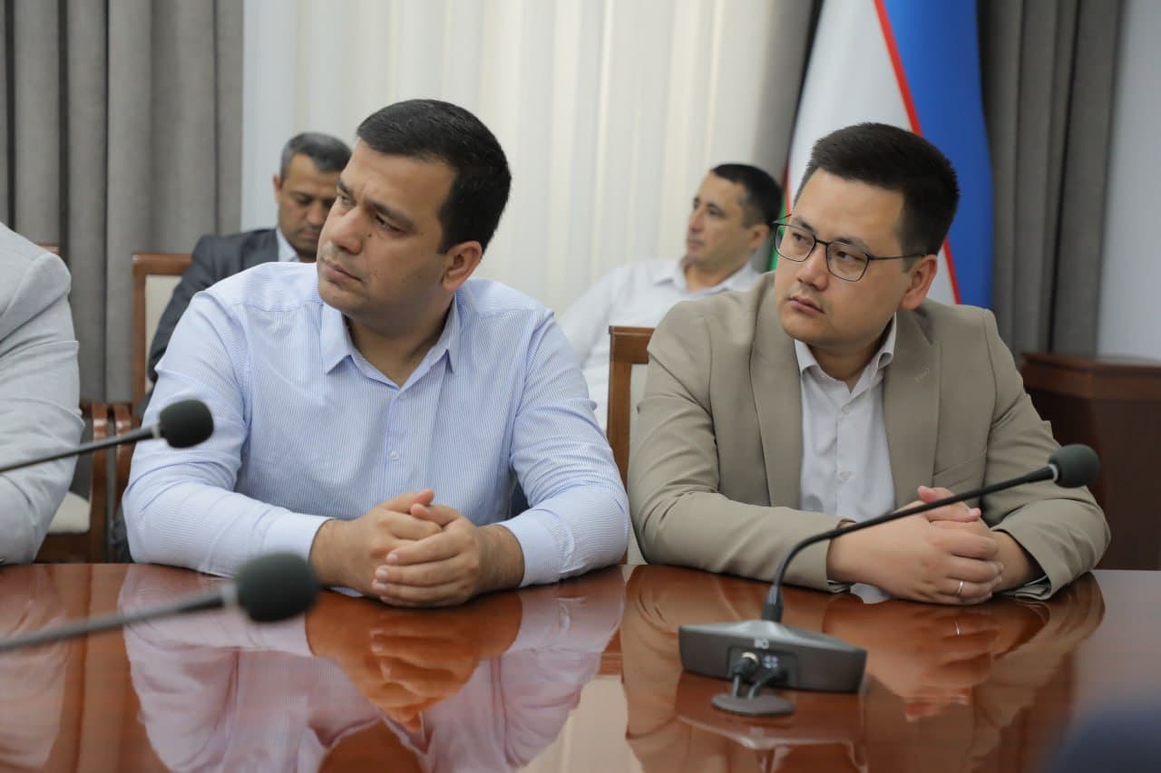 Vazirligida navbatdagi siyosiy-maʼrifat soati tashkil etildi