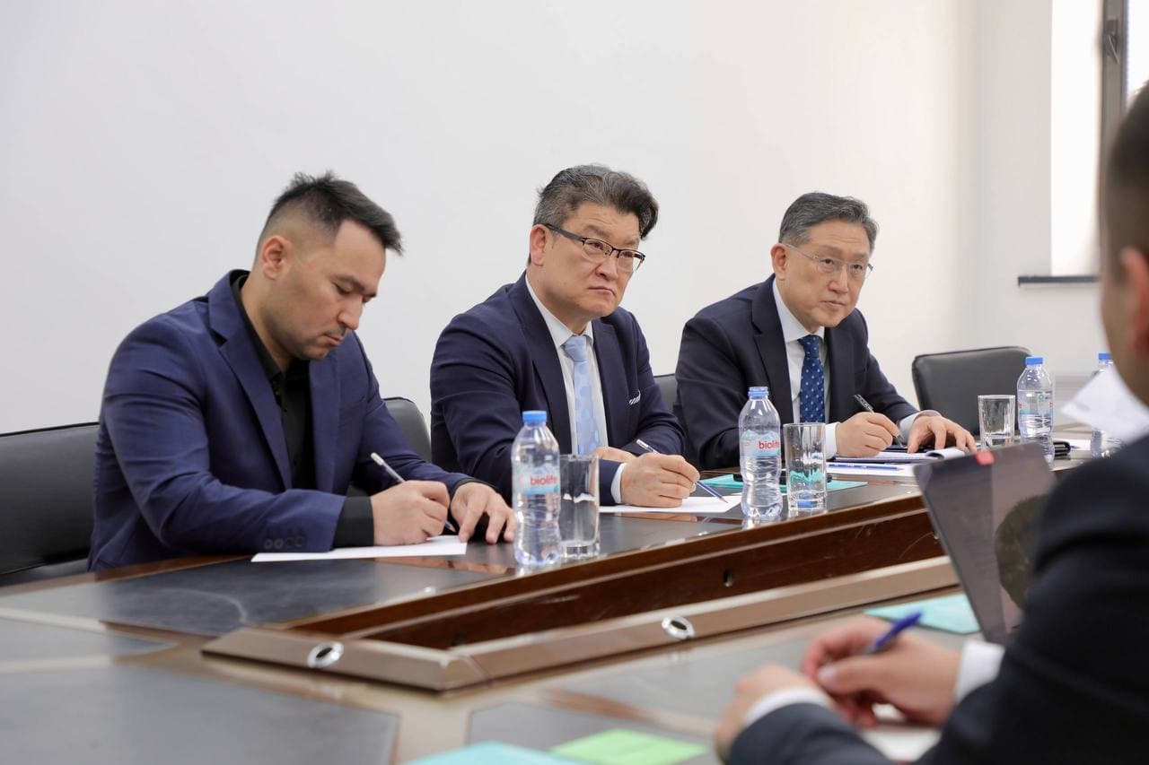 Qurilish va uy-joy kommunal xo‘jaligi vazirligida "Korea Lift University" vakillari bilan uchrashuv bo‘lib o‘tdi