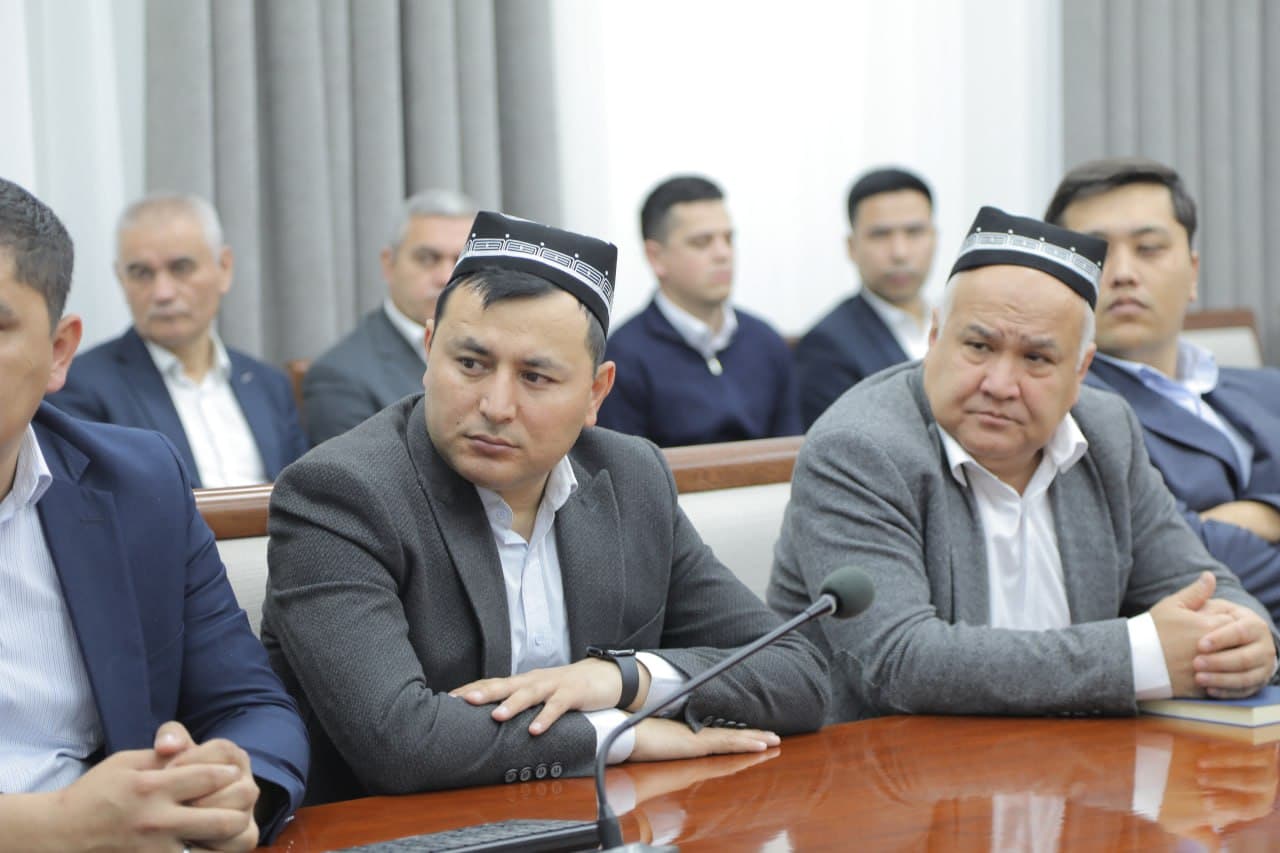 Qurilish va uy-joy kommunal xoʻjaligi vazirligida navbatdagi siyosiy-maʼrifat soati tashkil etildi