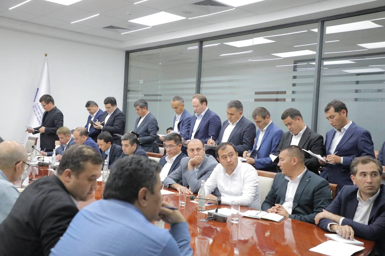 Vazirlik tizimidagi kamchiliklar keskin tanqid qilindi, mas’ullarga qat’iy choralar ko‘rildi