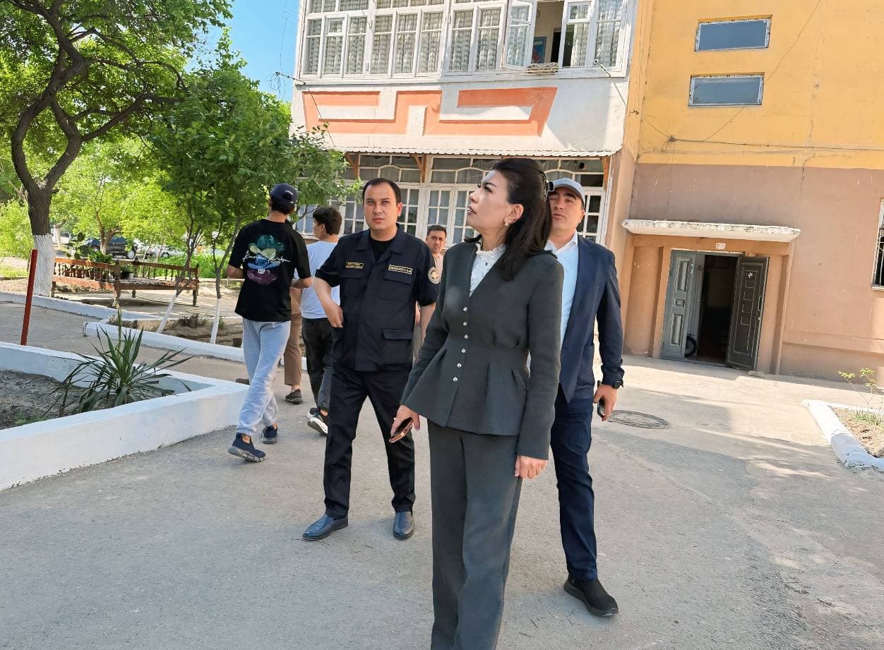 Vazir o‘rinbosari Ozoda Jo‘rayeva Qo‘qon shahri Muqimiy shaharchasida bo’lib turibdi