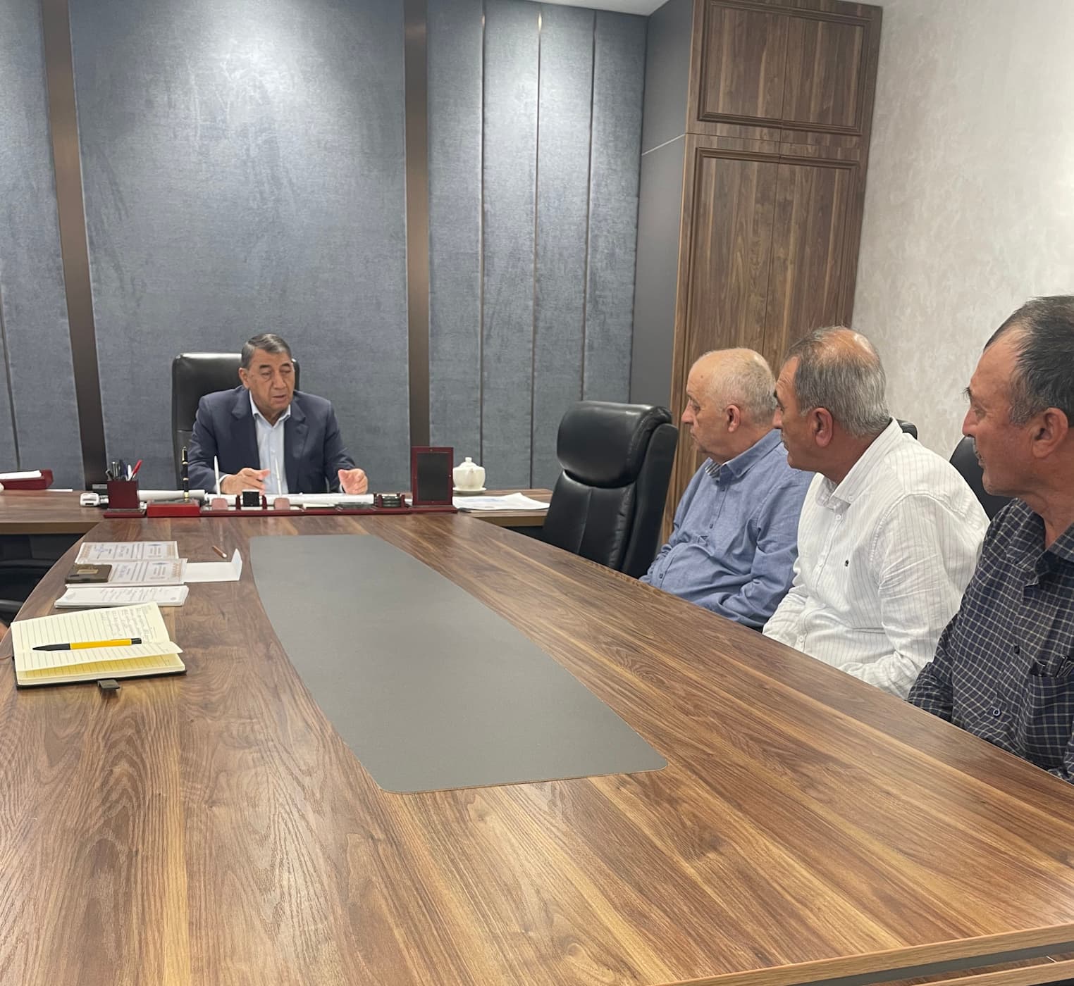 Arxitektura va qurilish sohasi faxriylari bilan davra suhbati o‘tkazildi