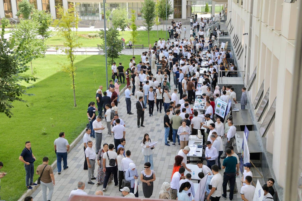 Ayni paytda Toshkent arxitektura-qurilish universitetida mehnat yarmarkasi bo‘lib o‘tmoqda