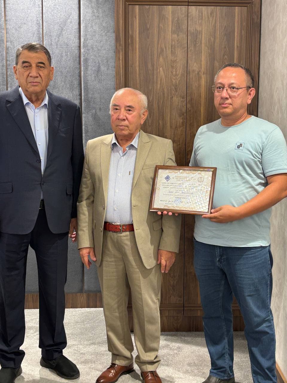 Faxriylar bilan davra suhbati tashkil etildi