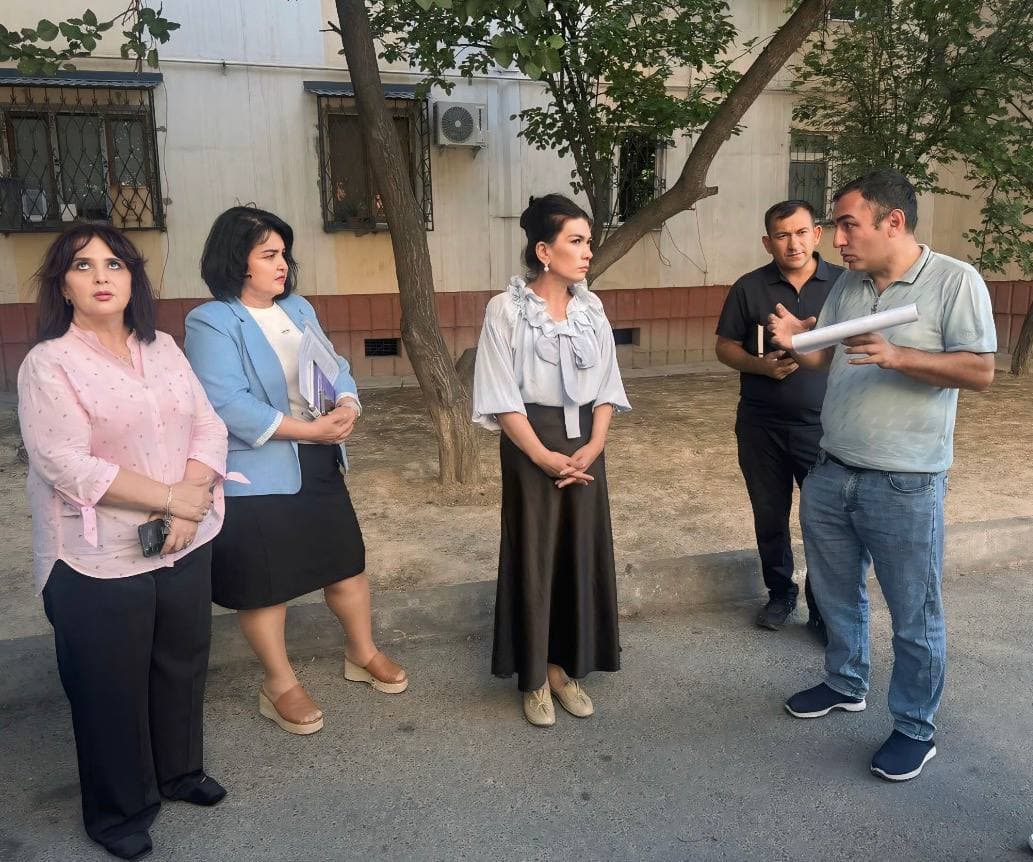 Vazir o‘rinbosari hududga chiqib, ko‘p qavatli uylarga xizmat ko‘rsatish sohasidagi muammolarni o‘rgandi