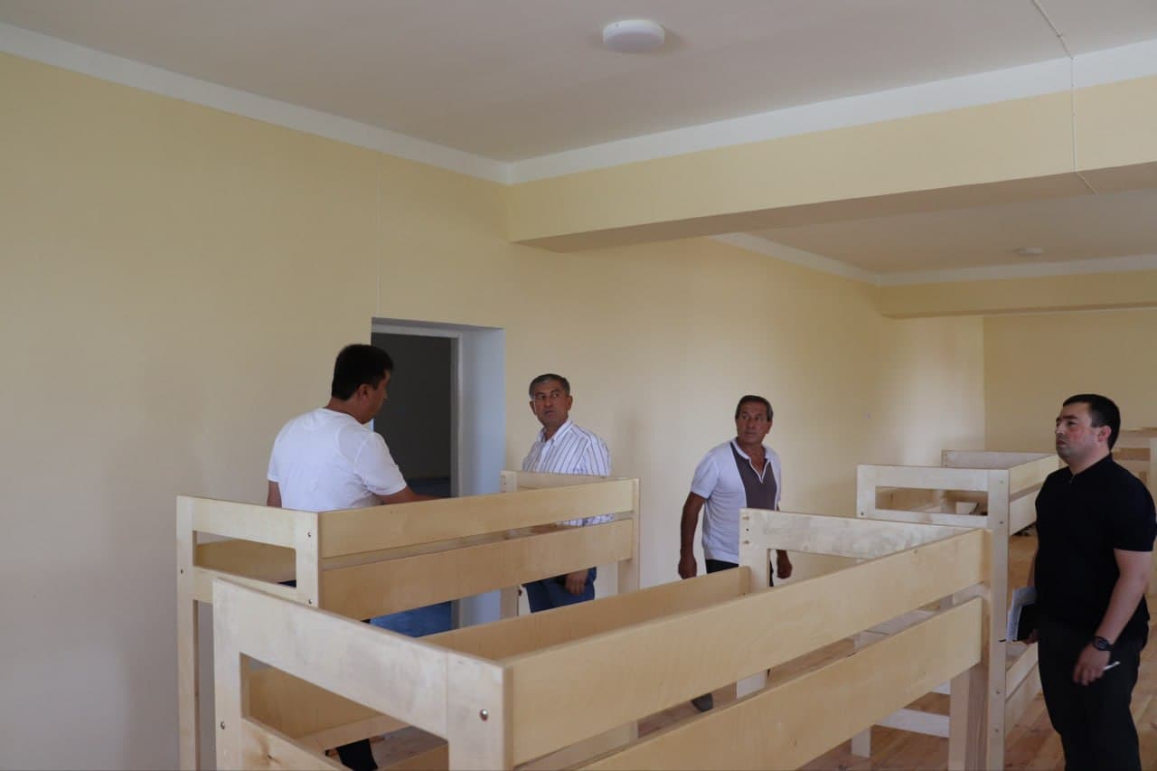 Ijtimoiy soha obyektlarida olib borilayotgan qurilish ishlari o‘rganildi