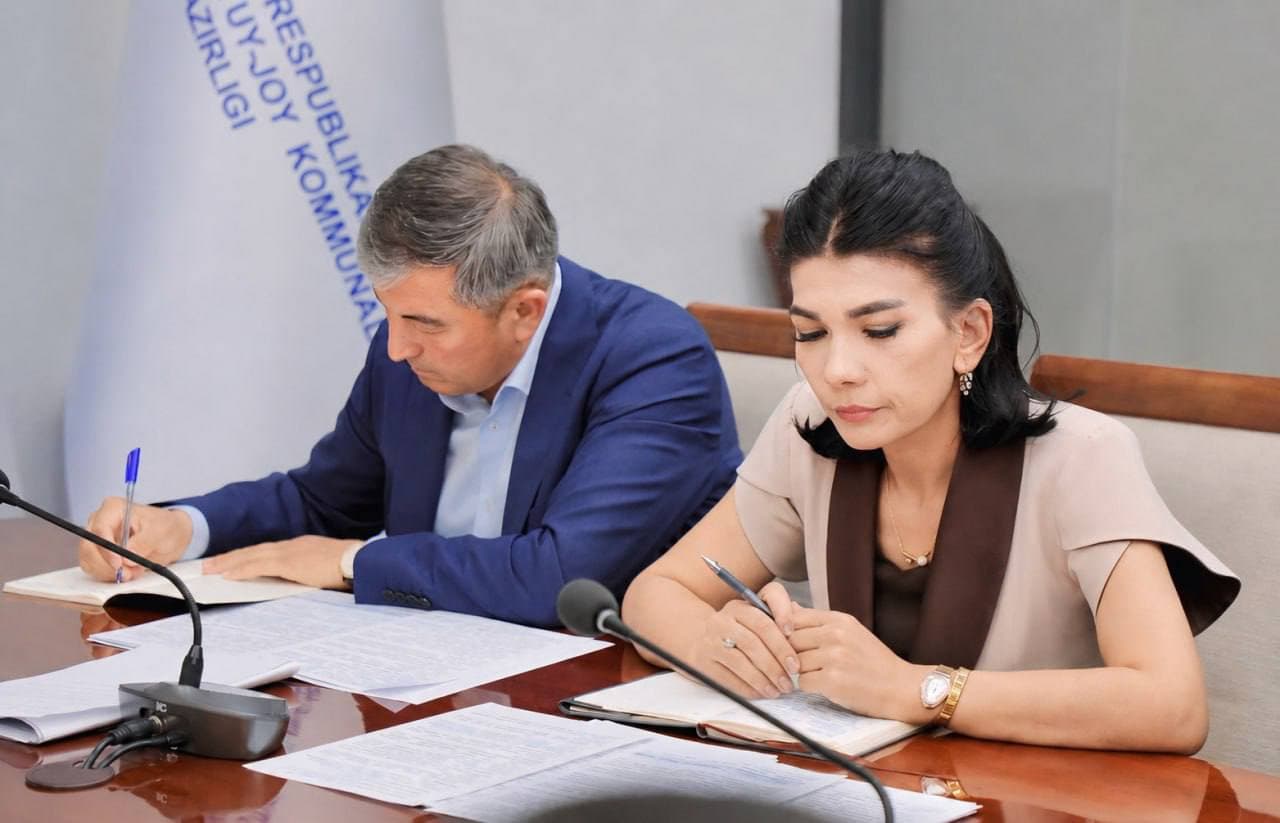 Qurilish va uy-joy kommunal xo‘jaligi vazirligida tanqidiy yig‘ilish o‘tkazildi