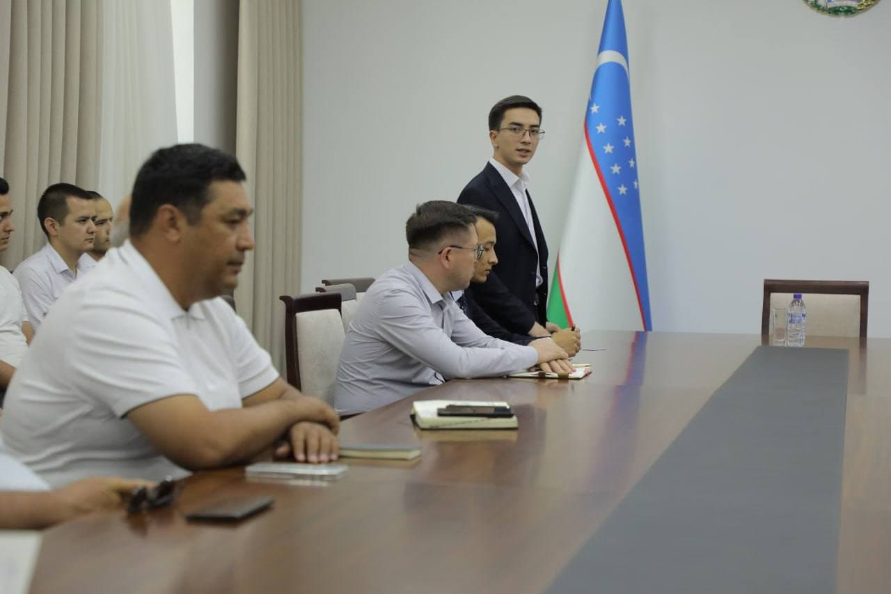 Vazirligida “Ibrat farzandlari” loyihasi hamda “Ibrat Academy” platformasi taqdimoti bo‘lib o‘tdi