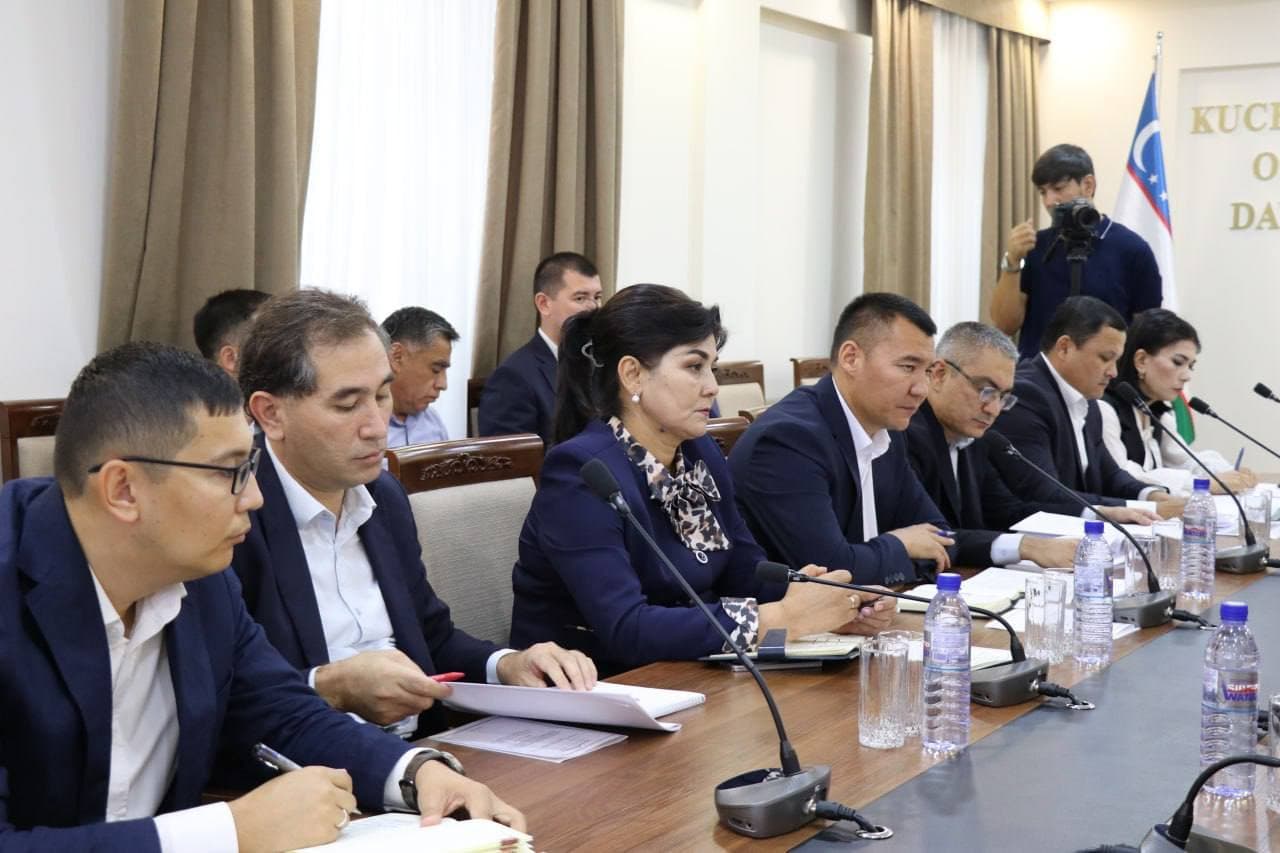 Qurilish va uy-joy kommunal xo‘jaligi sohasida belgilangan vazifalar ijrosi tahlil qilindi