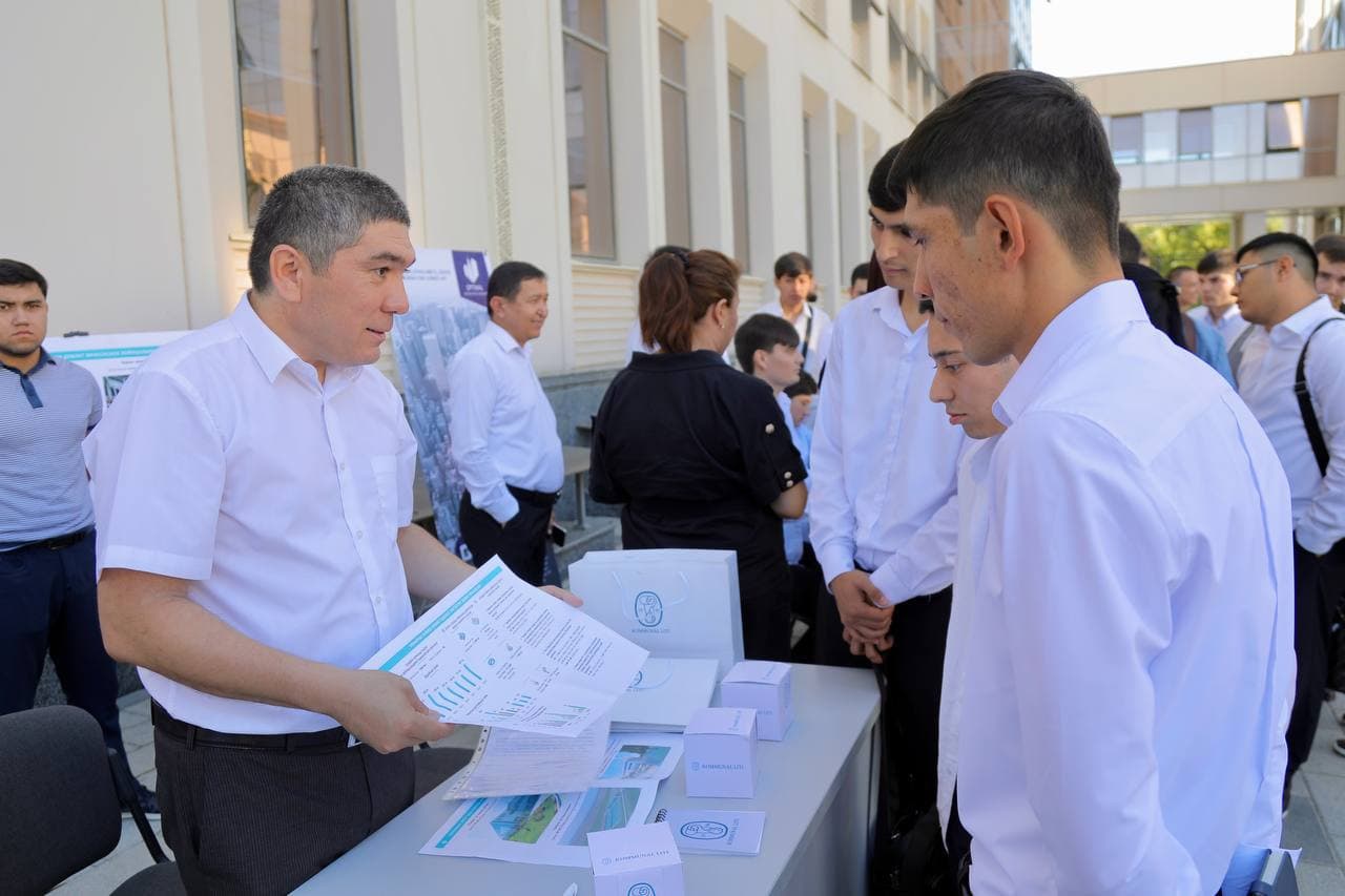 Talabalar uchun mehnat yarmarkasi tashkil etildi