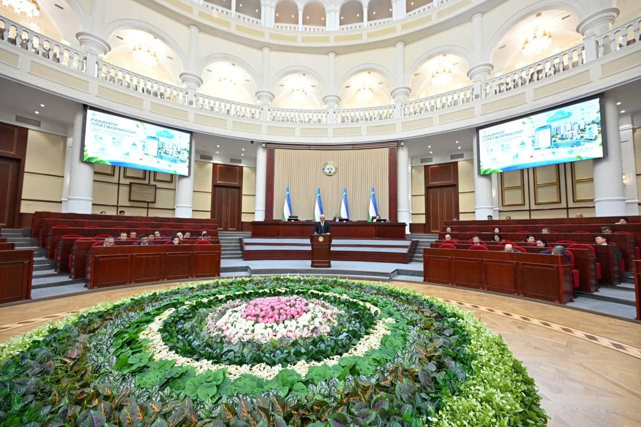 Oliy Majlis Qonunchilik palatasida “Hukumat soati” bo‘lib o‘tmoqda