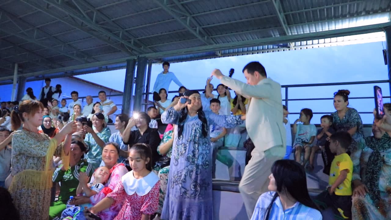 Yoshlik oqshomiga mehr, quvonch va musiqa jo bo‘ldi