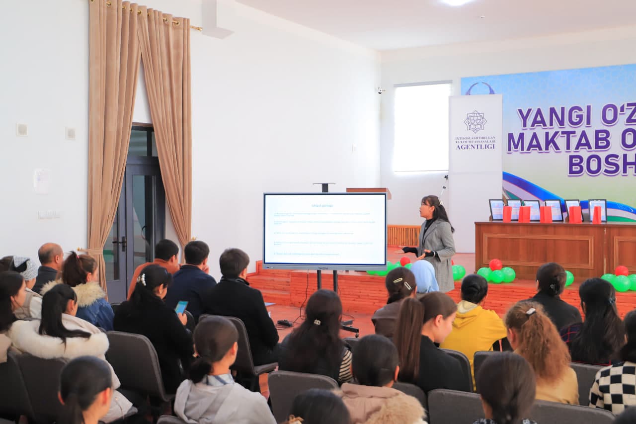 Zarbdor tumanida “Raqamli avlod qizlari” tanlovining tuman bosqichi o‘tkazildi