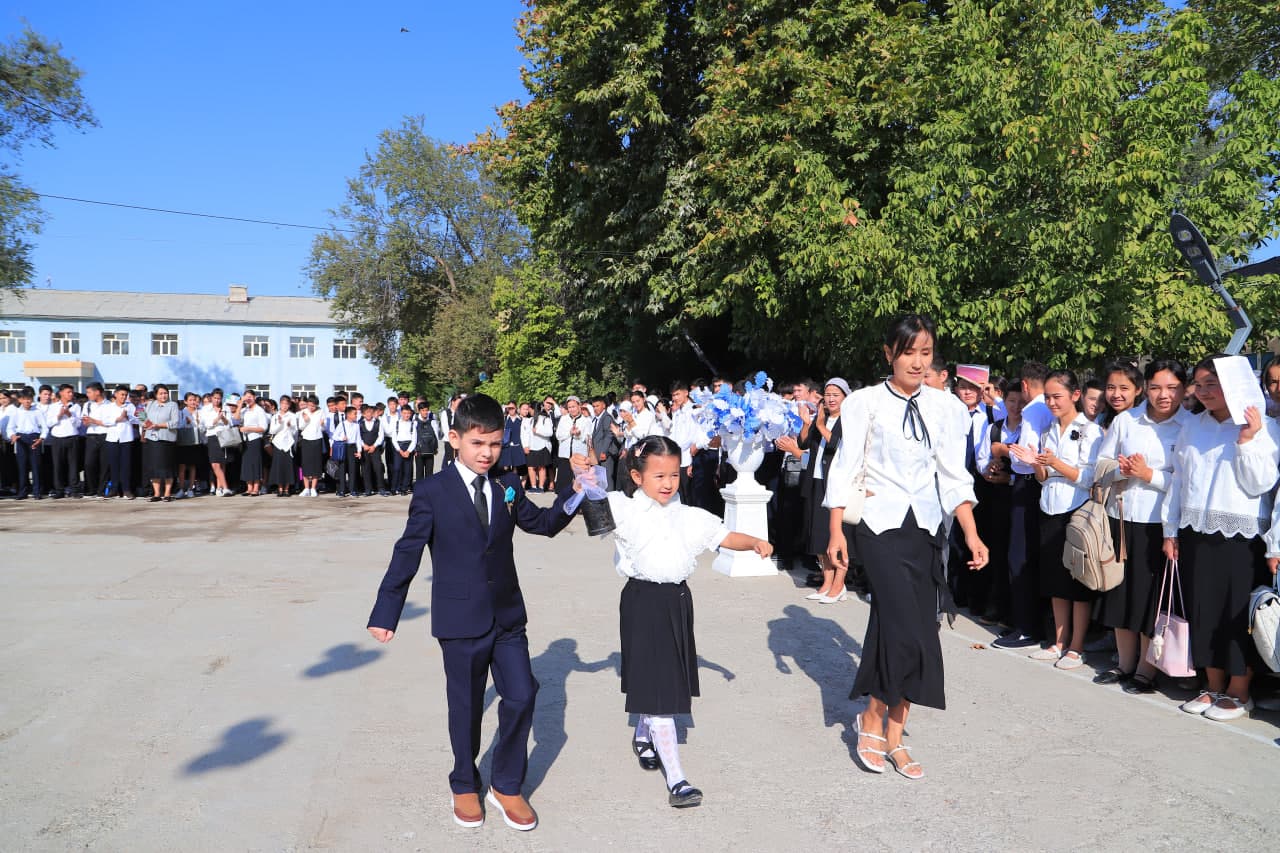 BILIMLAR KUNI — YANGI O‘QUV YILIGA YANGI MARRALAR SARI!