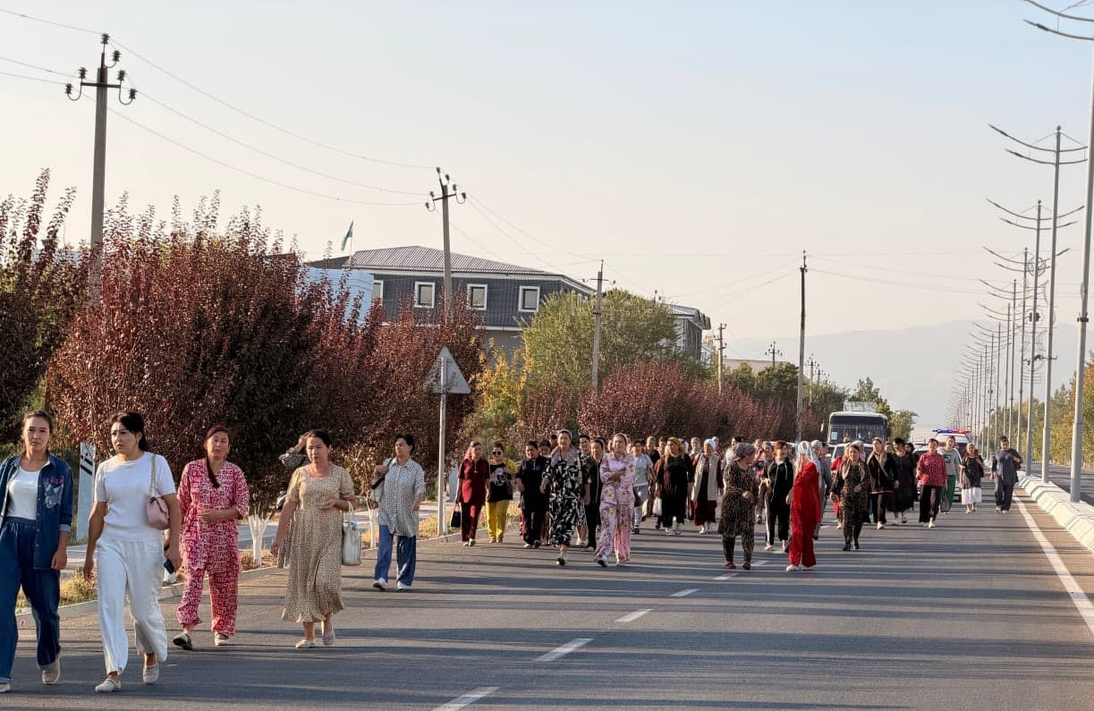 ZARBDORDA “10 000 QADAM” PIYODA YURISH MARAFONI O‘TKAZILDI