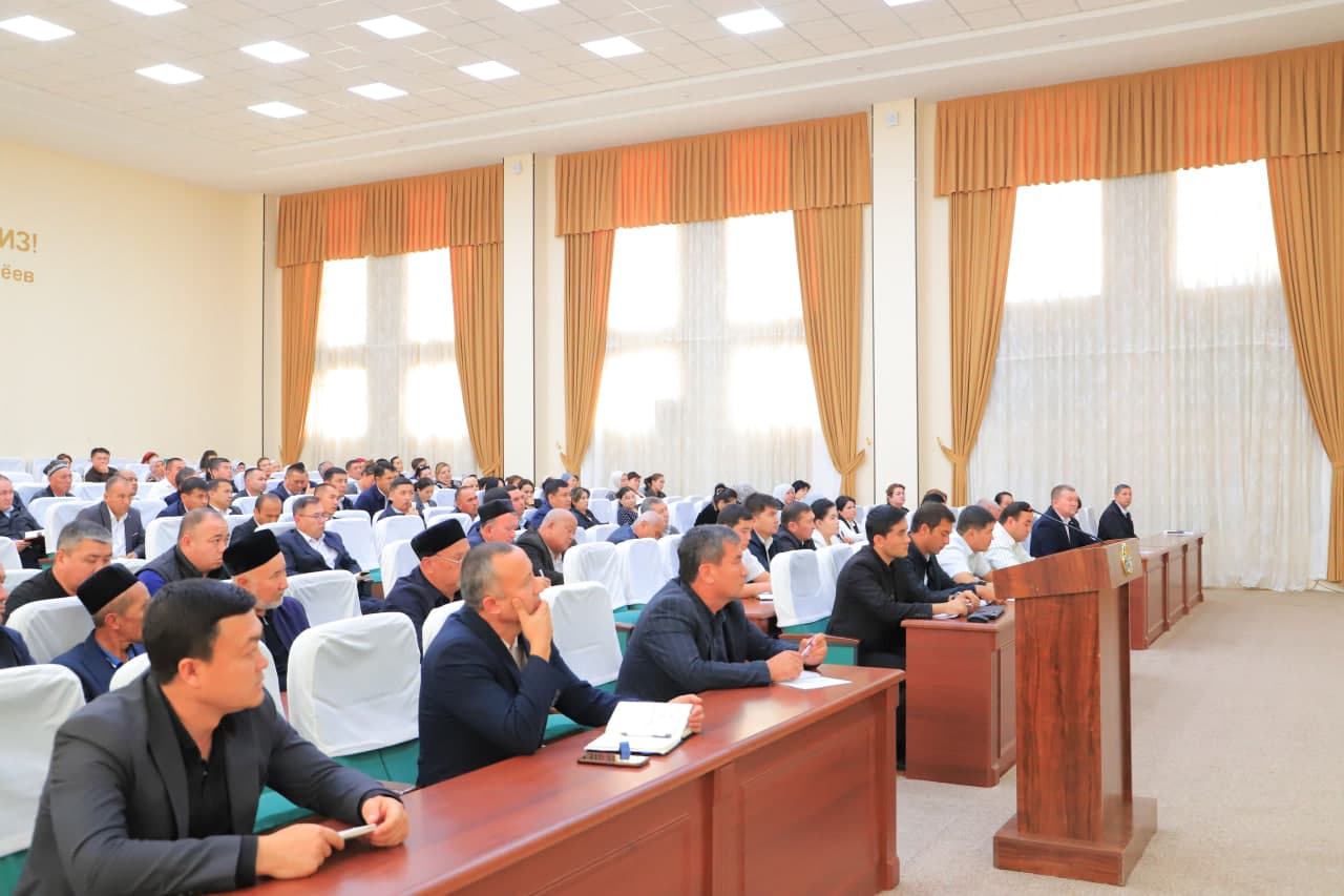 ZARBDORDA TA’LIM SIFATINI OSHIRISH VA BELGILANGAN VAZIFALAR IJROSI MUHOKAMA QILINDI