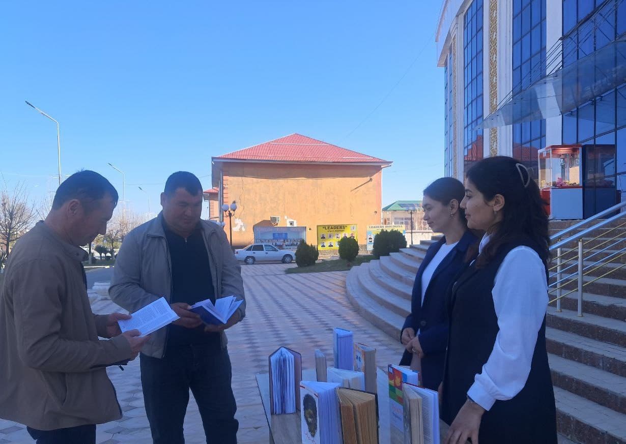 Zomin tumanida “Ochiq osmon ostida kutubxona” loyihasi doirasida ma’naviy-ma’rifiy tadbir o‘tkazildi
