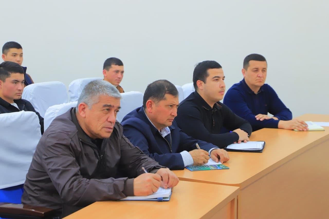 Zomin tumanida harbiy xizmatni o‘tab qaytgan yoshlar bilan uchrashuv o‘tkazildi