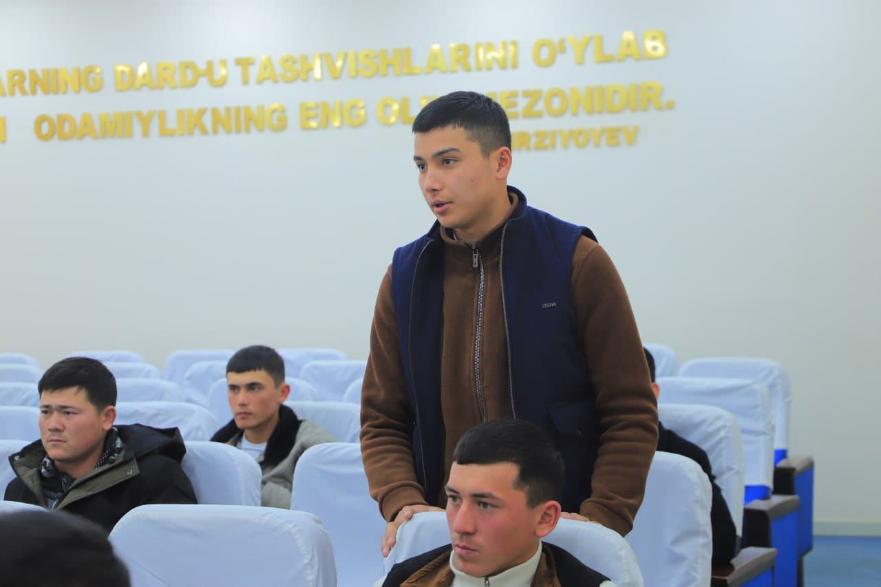 Zomin tumanida harbiy xizmatni o‘tab qaytgan yoshlar bilan uchrashuv o‘tkazildi