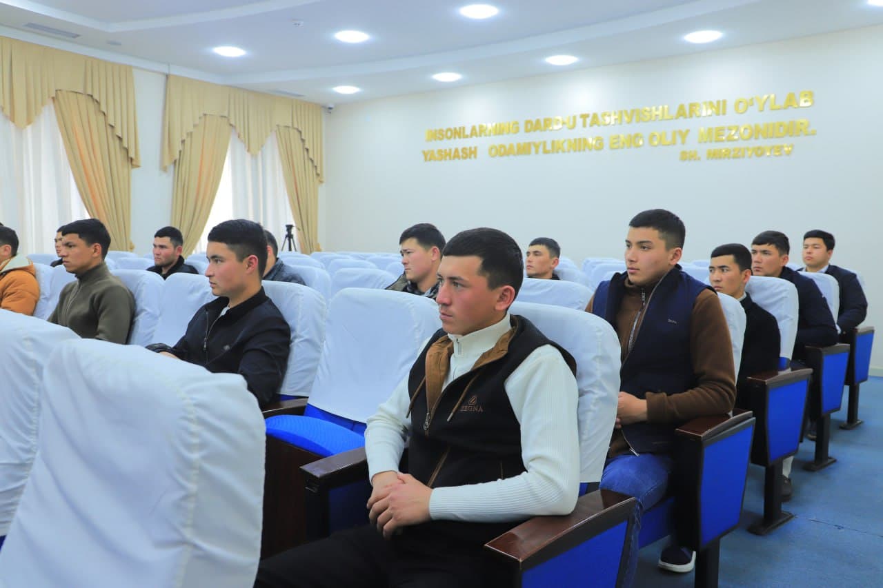 Zomin tumanida harbiy xizmatni o‘tab qaytgan yoshlar bilan uchrashuv o‘tkazildi