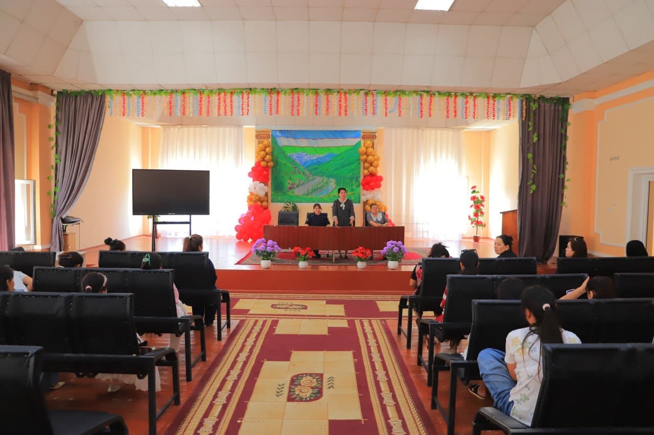 Zomin tumanida xotin-qizlar uchun seminar tashkil etildi