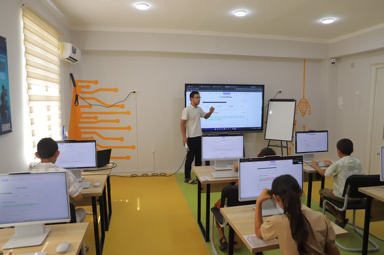 ZOMINDA YOSHLAR O‘RTASIDA “TYPING” IT MUSOBAQASI O‘TKAZILDI