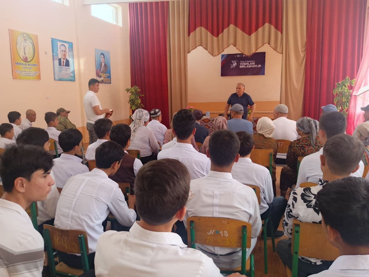 Yoshlar kelajagi uchun ochiq muloqot tashkil etildi