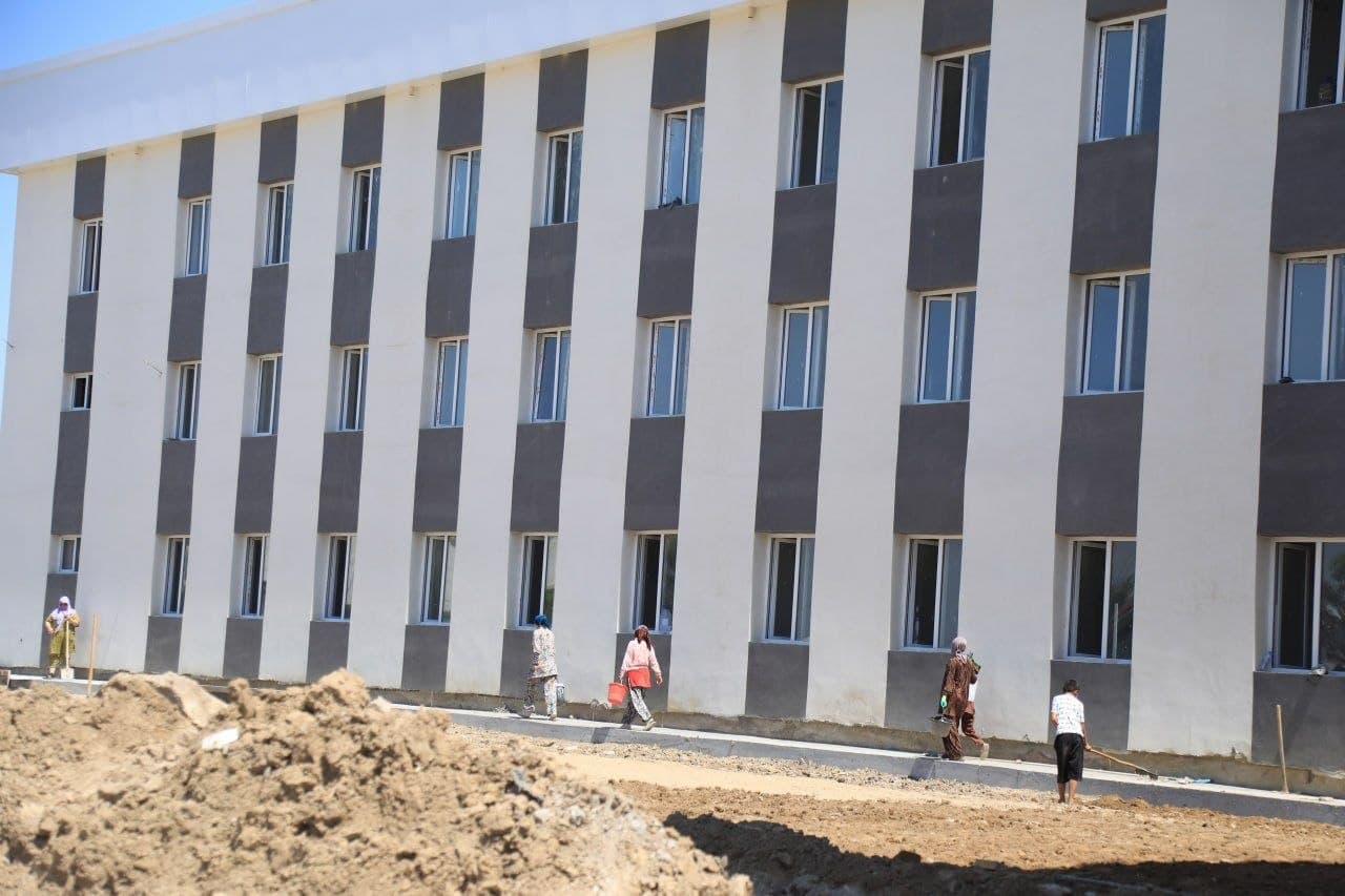 Yangi ijtimoiy ob’yekt qurilishi deputat nazoratida