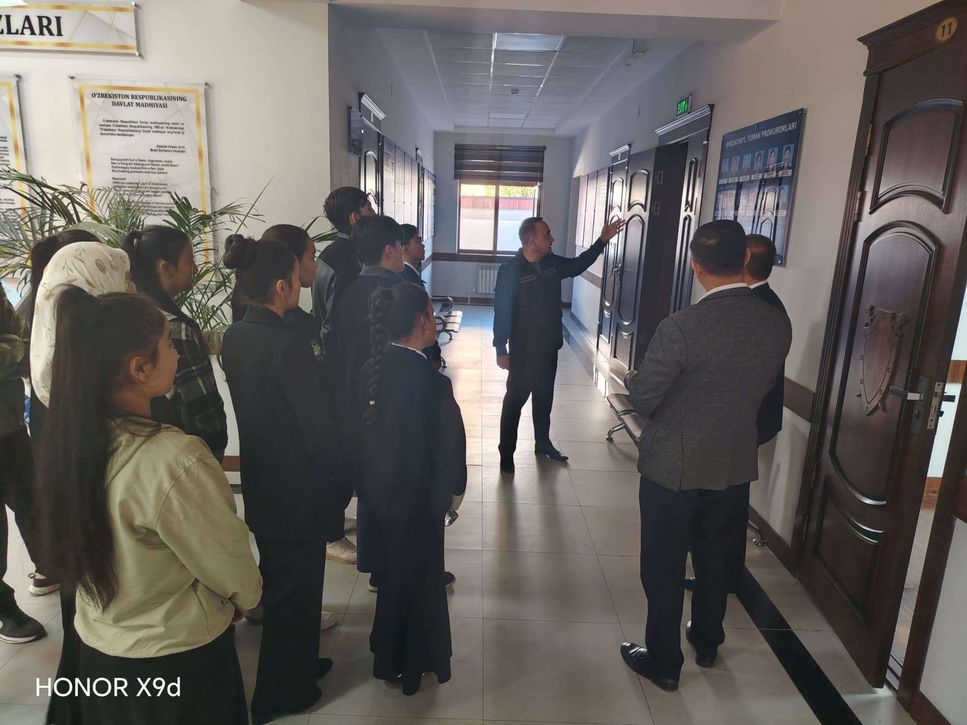 Maktab o‘quvchilari uchun ochiq eshiklar kuni tashkil etildi