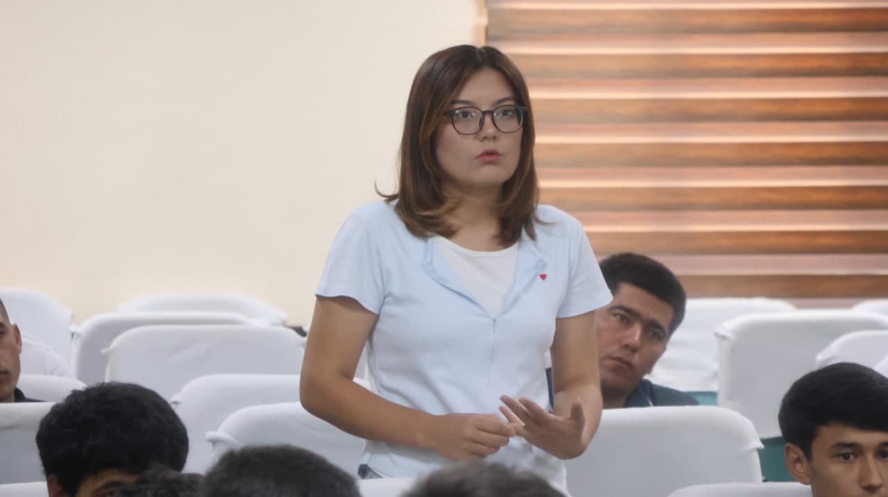 Yoshlar kuni munosabati bilan bitiruvchilar bilan uchrashuv o‘tkazildi