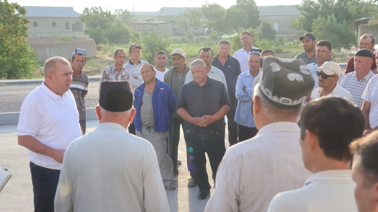 Tuman hokimi Xavotog‘ QFY aholisi bilan uchrashdi