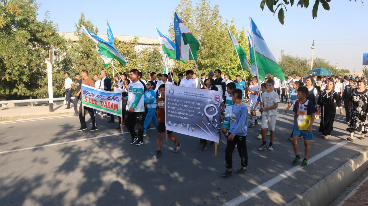 “SOG‘LIQ UCHUN 5000 QADAM” MARAFONI O‘TKAZILDI