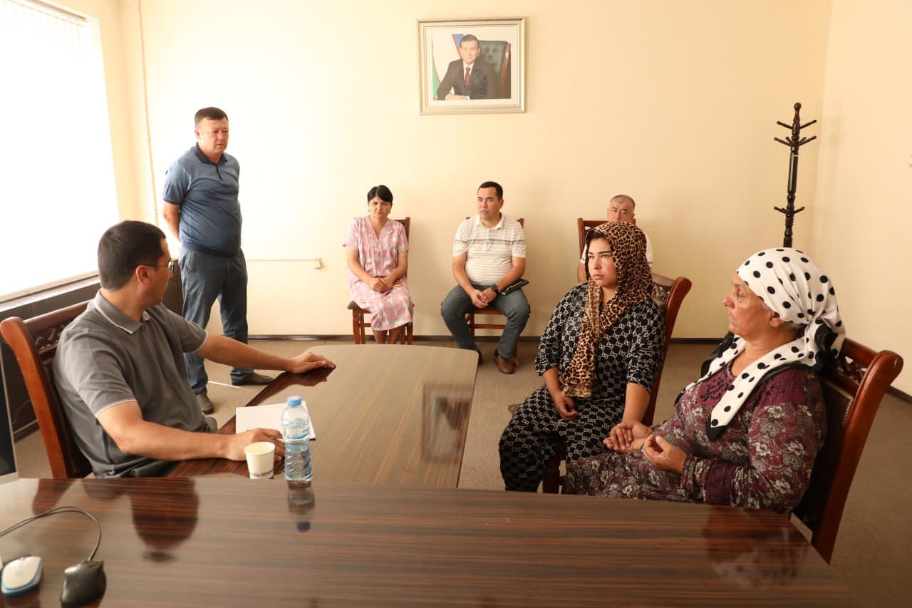 Sirdaryo tumanida fuqarolar bilan sayyor qabullar o‘tkazildi