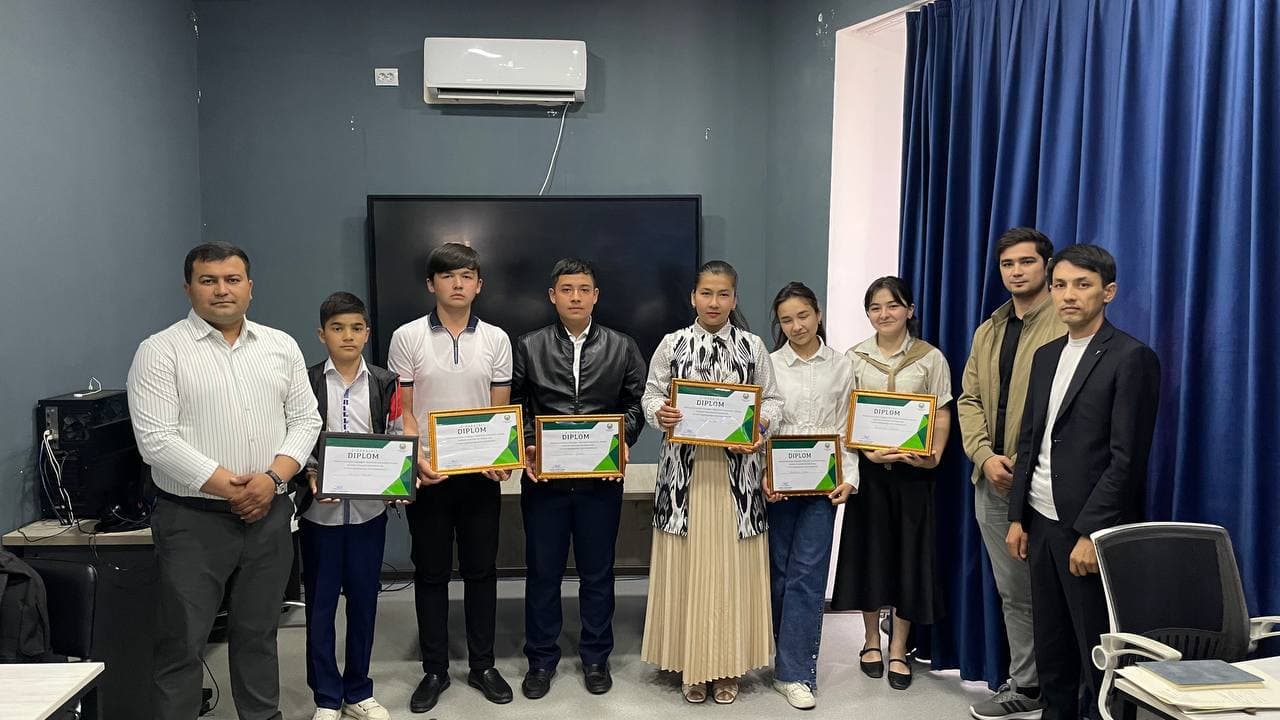 Сирдарё туманида ёш истеъдодлар ўртасида “Идеатҳон – инновацион лойиҳалар танлови”нинг туман босқичи ўтказилди.