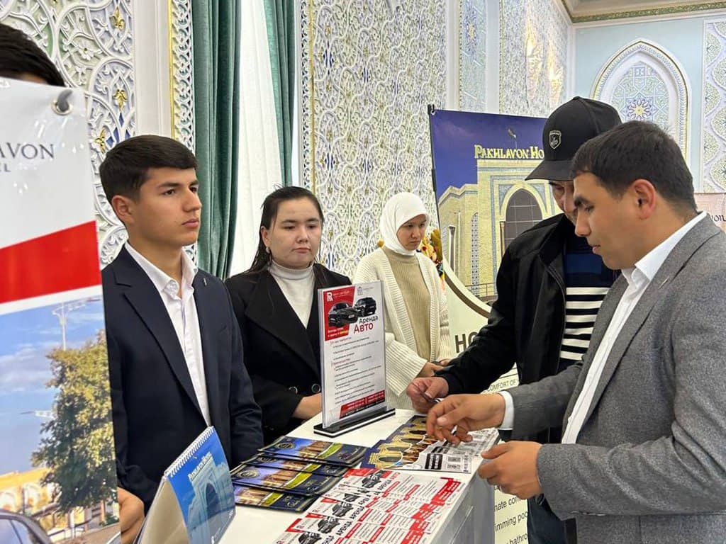 Xivada ichki turizmni rivojlantirish bo‘yicha yangi imkoniyatlar yarmarkasi tashkil etildi