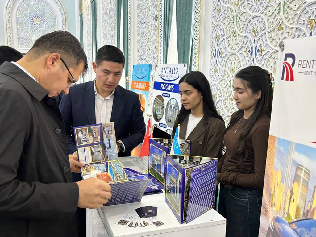Xivada ichki turizmni rivojlantirish bo‘yicha yangi imkoniyatlar yarmarkasi tashkil etildi