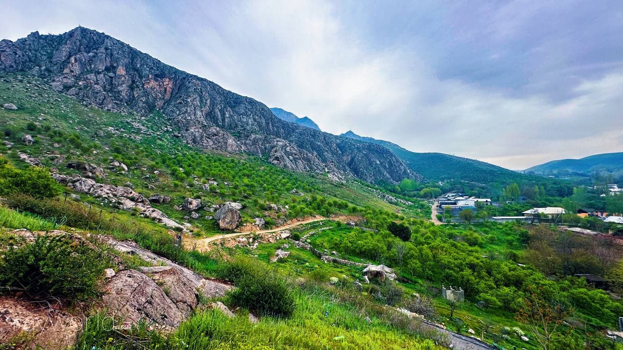 Посёлок Имам-ота и его святыни