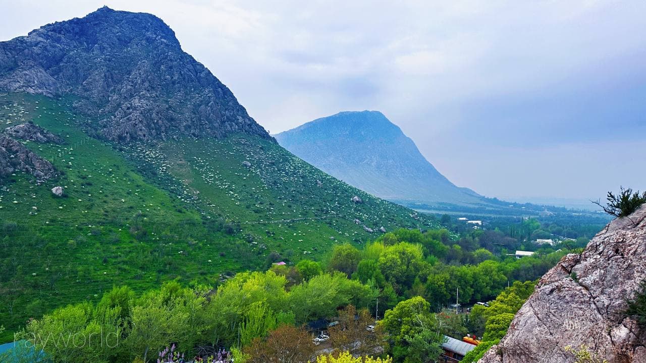 Посёлок Имам-ота и его святыни