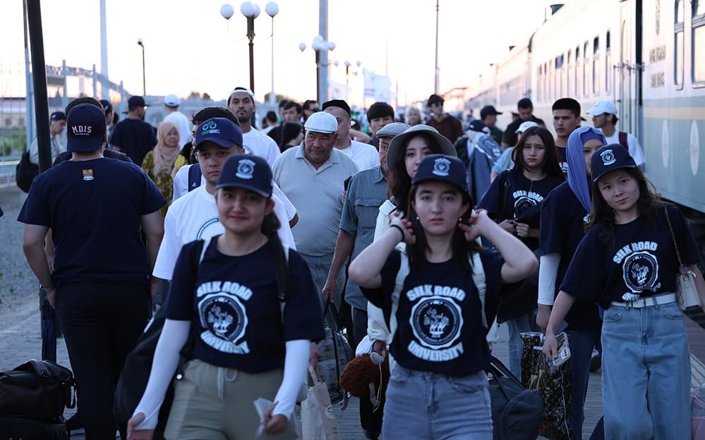 “Orol dengiziga poyezd” yoshlarni turizmni rivojlantirish va tabiatni muhofaza qilish uchun birlashtiradi