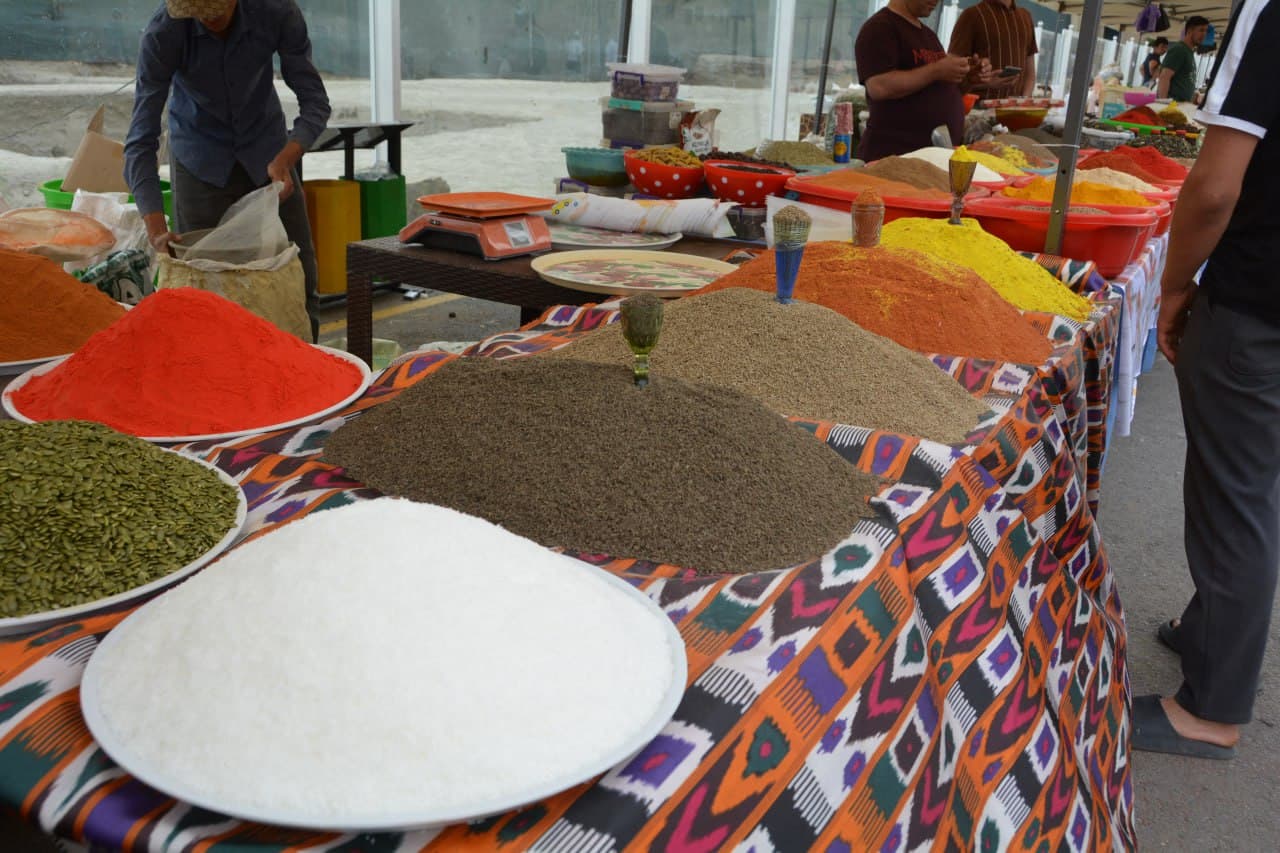 В Бухаре прошел XXI традиционный международный фестиваль "Шелк и специи"