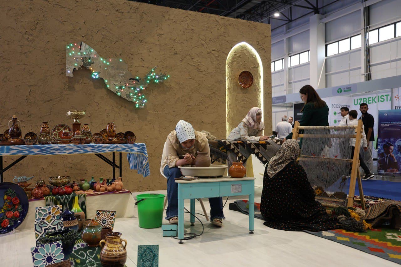 Uzbekistan presents eco-tourism at international exhibition