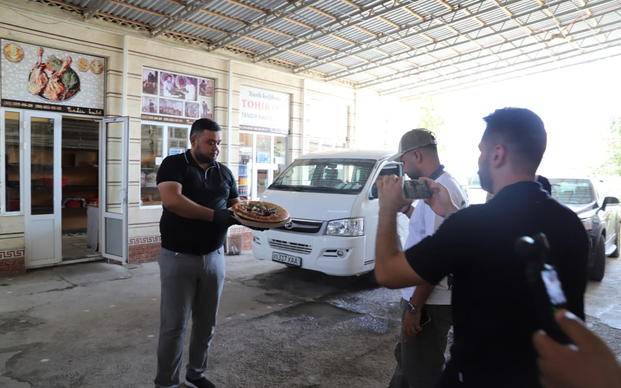 Блогеры из ОАЭ, Катара и Турции в Узбекистане