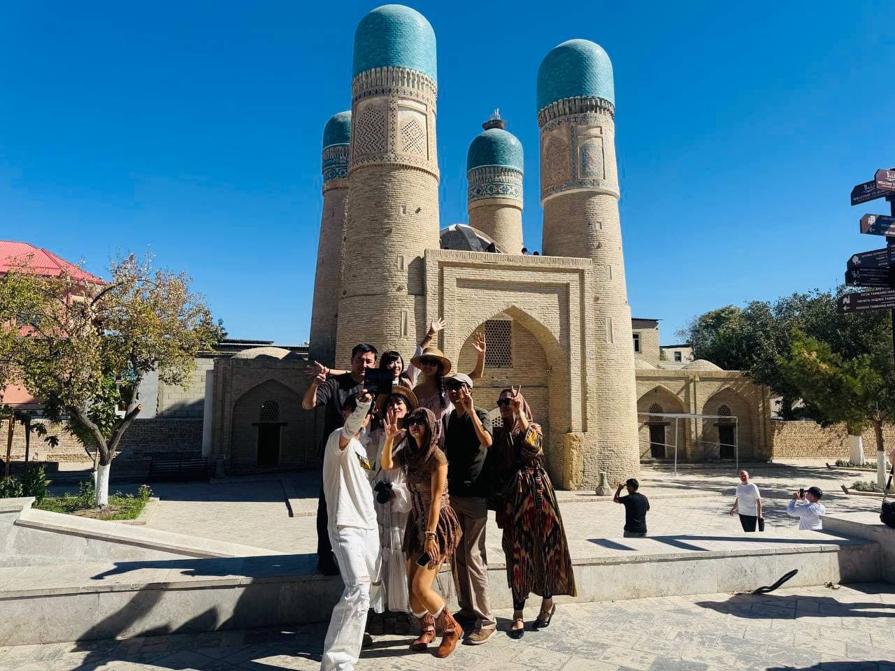 Xitoylik mashhur blogerlar O‘zbekistonning sayyohlik salohiyati bilan tanishdilar