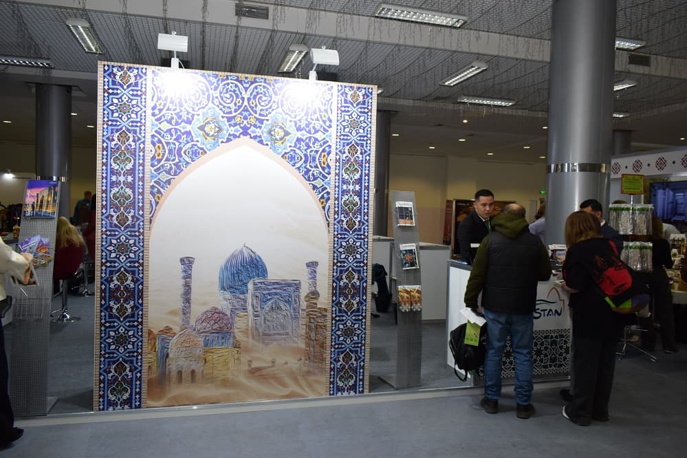 Туристический потенциал Узбекистана представлен на международной выставке «EXPOTRAVEL-2025»