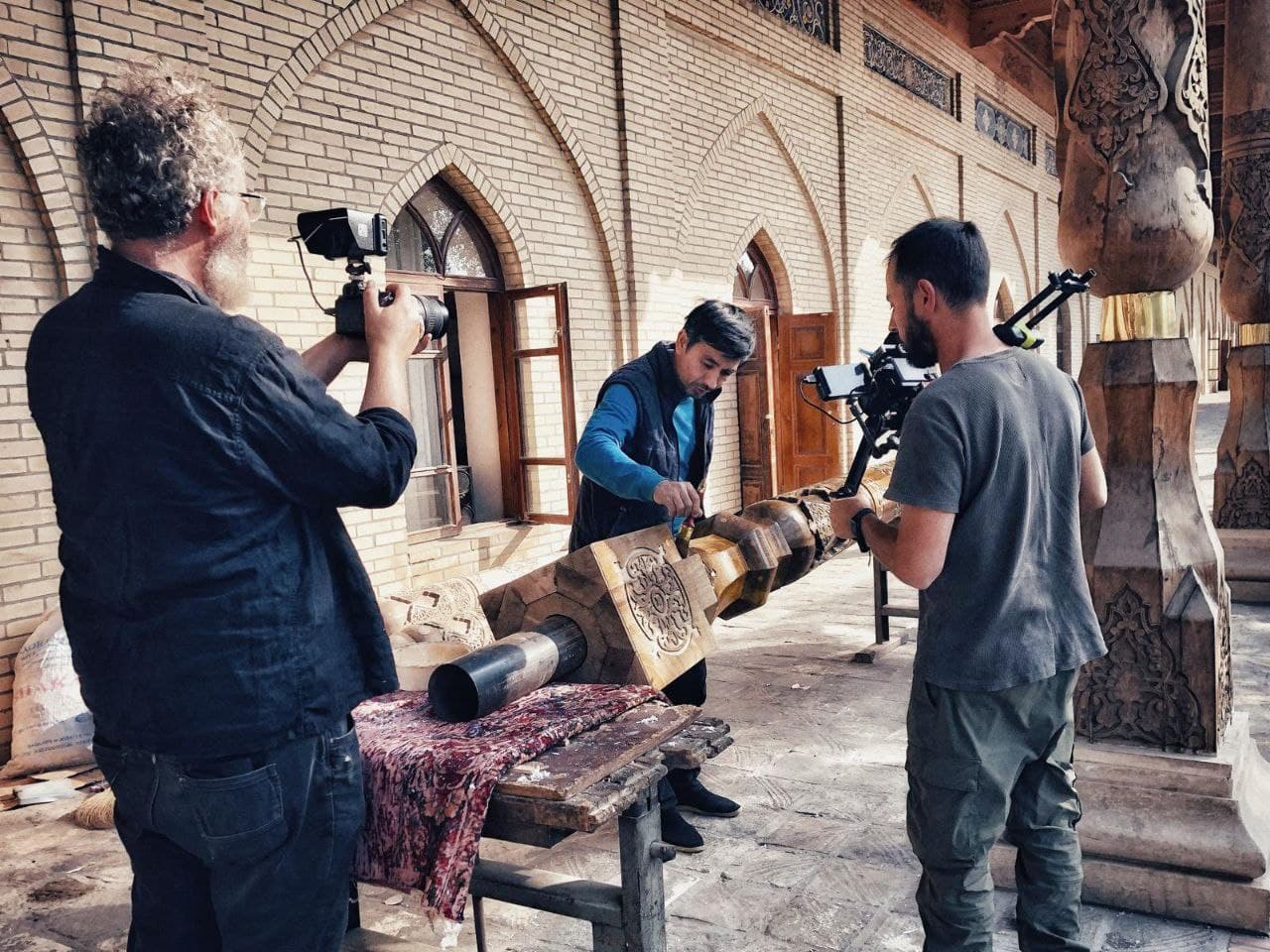 Творческая группа итальянского телеканала “Rai 3” в Узбекистане