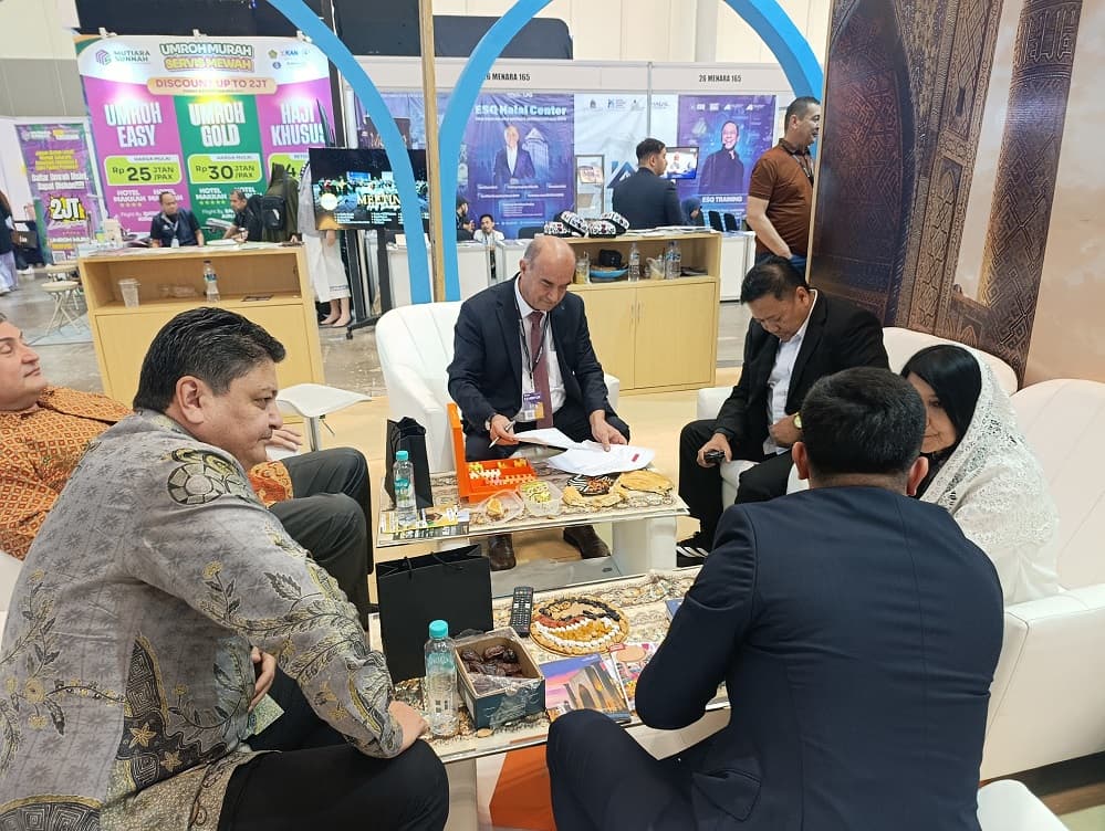Uzbekistan’s tourism potential presented at the “Halal Kulture” exhibition in Indonesia