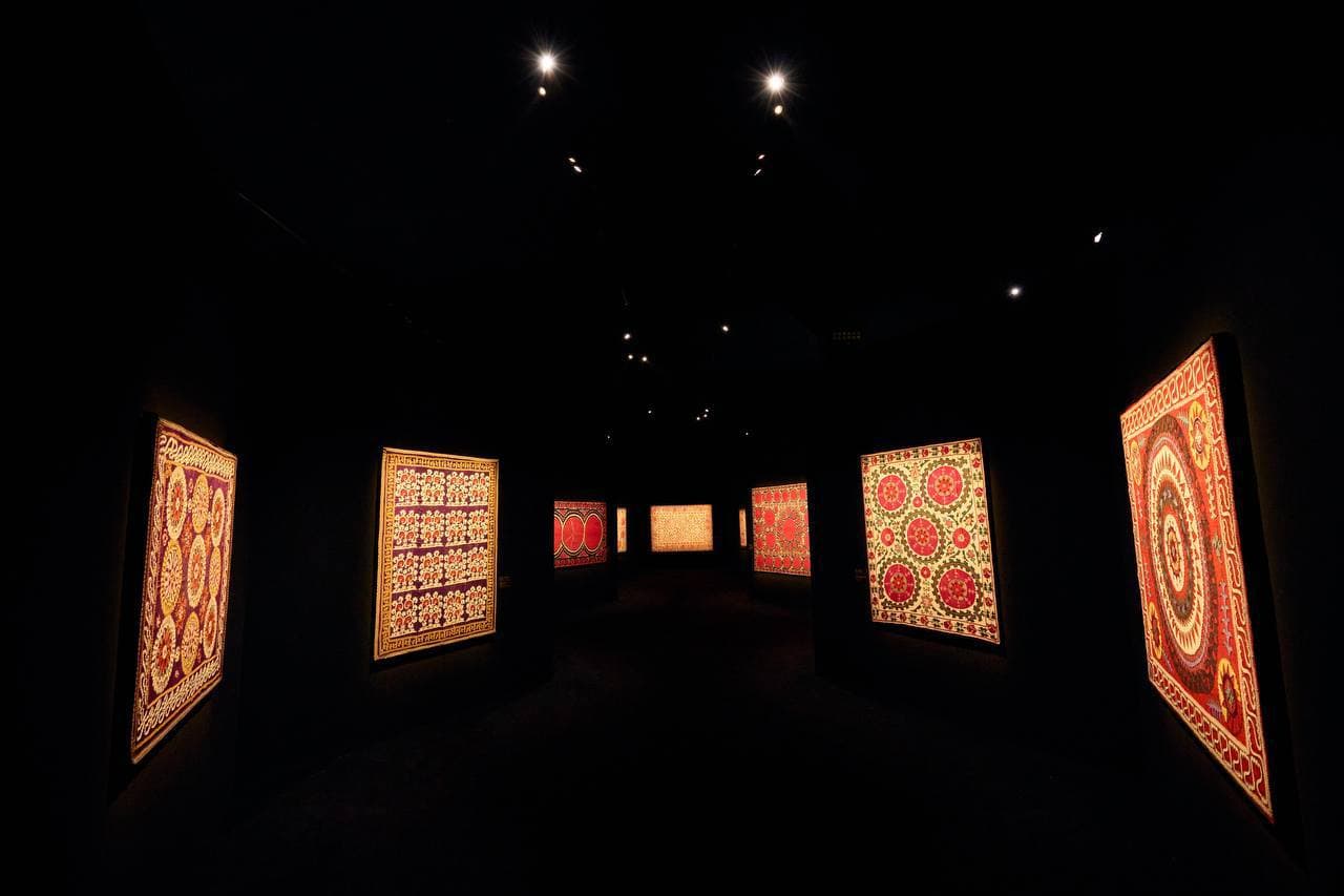 The traditions of Uzbek embroidery are presented at the exhibition in Samarkand
