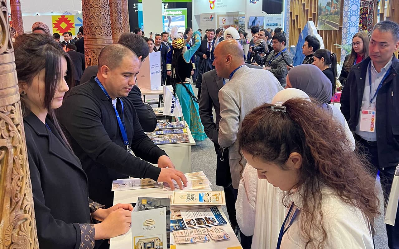 Xorazm viloyati delegatsiyasi “Ipak yo‘lida turizm” – Toshkent xalqaro turizm yarmarkasida ishtirok etmoqda